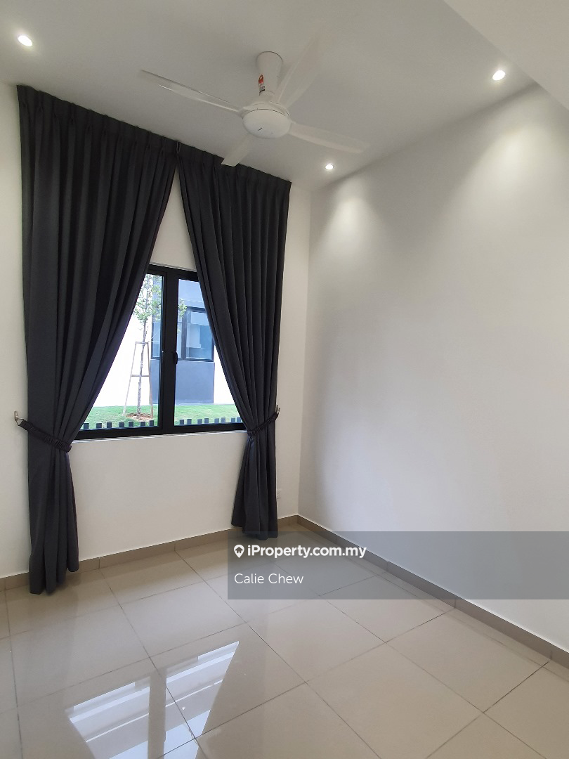 Rumah Berkembar untuk Dijual di Eco Ardence, Setia Alam oleh Calie Chew - iProperty.com.my