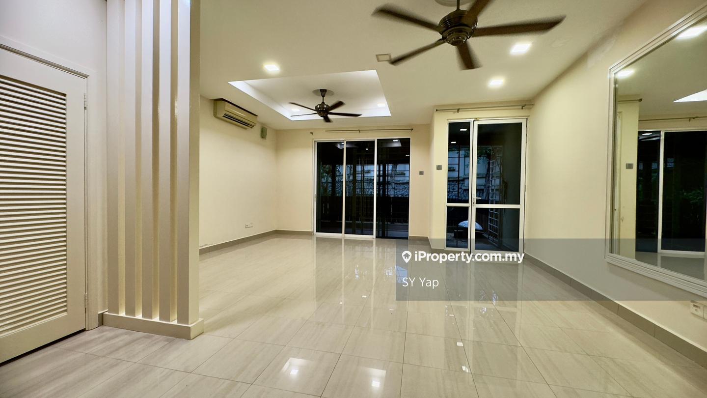 Rumah Berangkai 3 Tingkat untuk Disewa di Adiva Courtyard Desa Parkcity, Desa Parkcity oleh SY Yap - iProperty.com.my