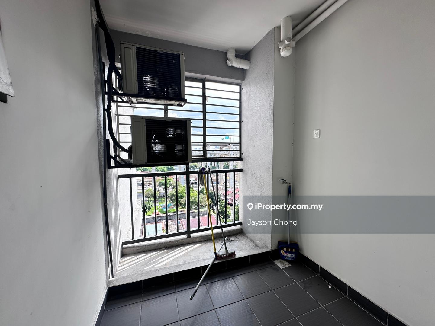 Service Residence for Sale in Maxim Residences by Jayson Chong - iProperty.com.my