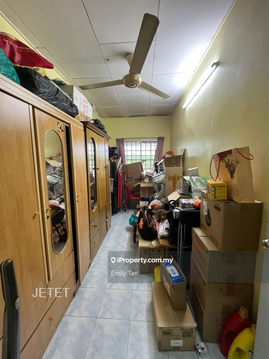 2-storey Terraced House for Sale in Port Klang (Pelabuhan Klang), Selangor by Emily Tan - iProperty.com.my