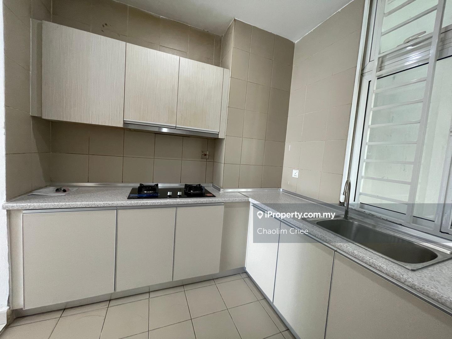 Kondominium untuk Dijual di Sri Putramas III / Royal Regent oleh Chaolim Chee - iProperty.com.my