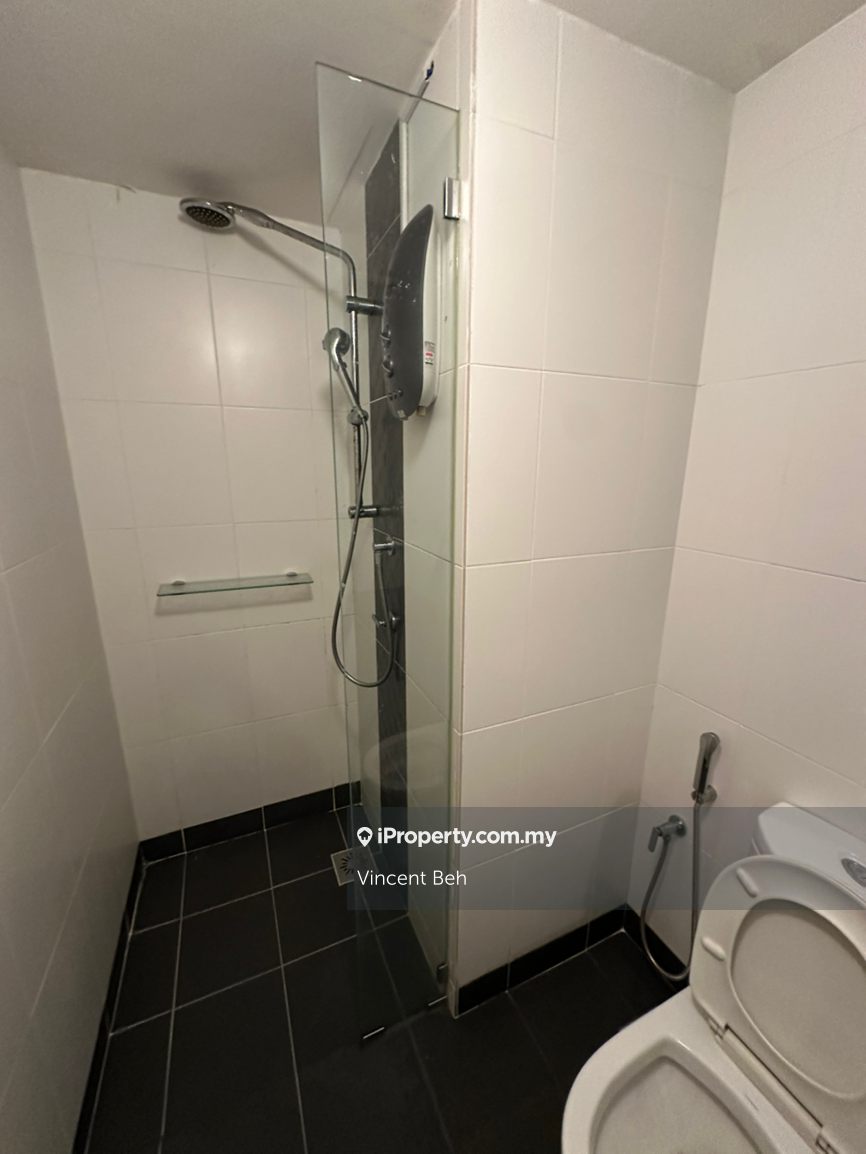 Kondominium untuk Disewa di Residence 8 oleh Vincent Beh - iProperty.com.my