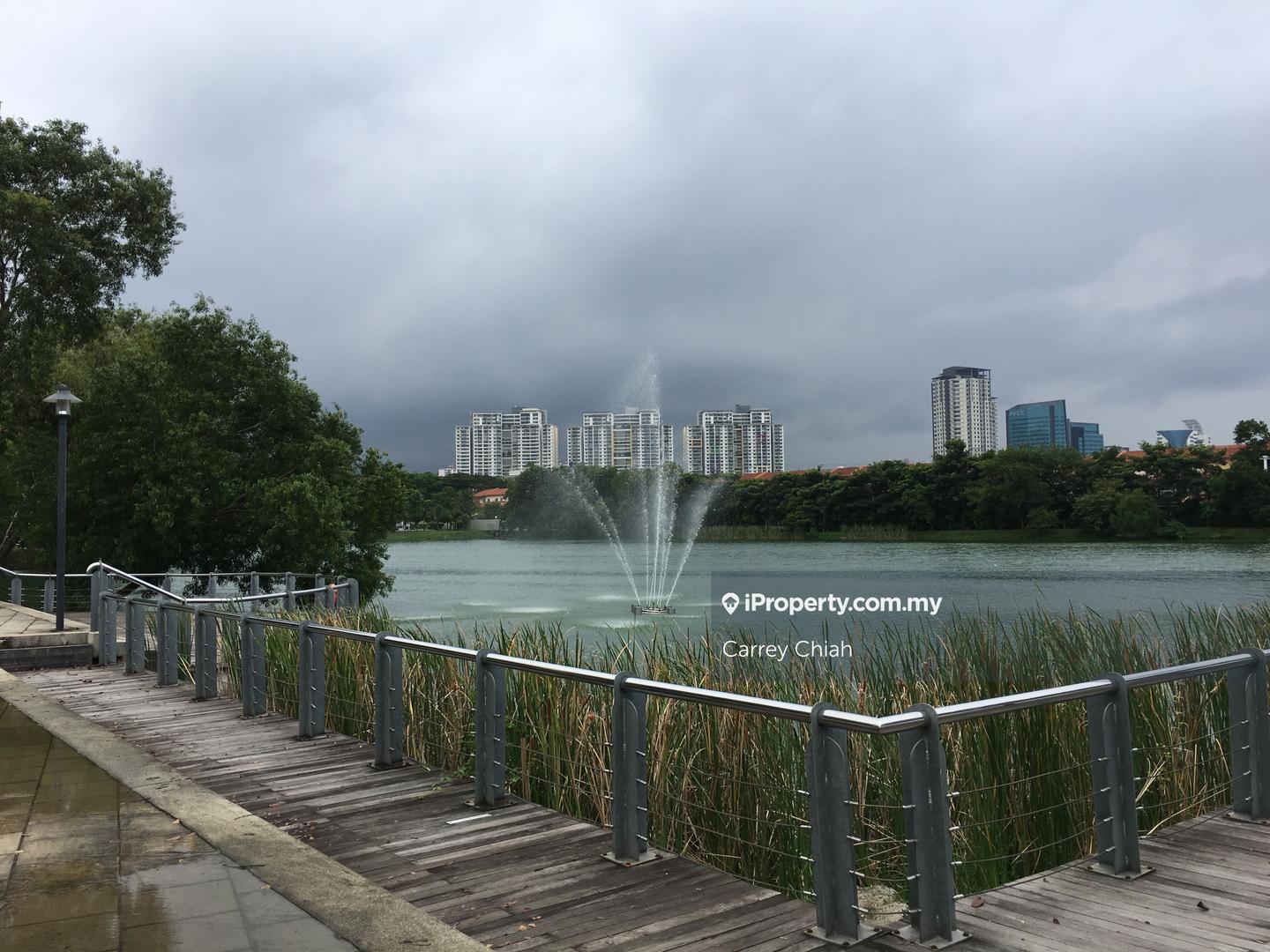 Rumah Berkembar untuk Dijual di Lake Edge, Puchong oleh Carrey Chiah - iProperty.com.my