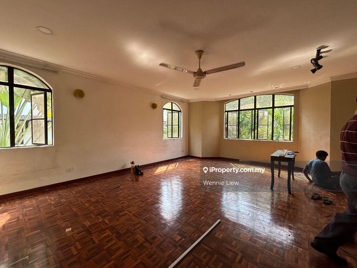 Rumah Berkembar untuk Disewa di Sultan Abdul Aziz Shah Golf & Country Club, Shah Alam oleh Wennie Liew - iProperty.com.my