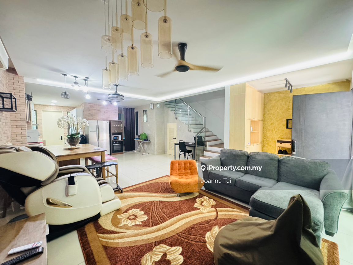 Rumah Berangkai 3 Tingkat untuk Dijual di Lake Point Residence, Cyberjaya oleh Joanne Tei - iProperty.com.my