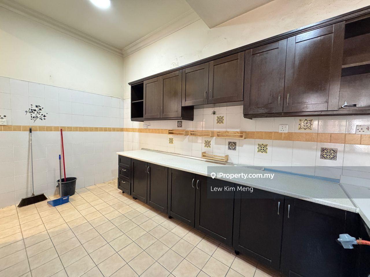 Rumah Bandar untuk Dijual di Bandar Sri Damansara, Bandar Sri Damansara oleh Lew Kim Meng - iProperty.com.my