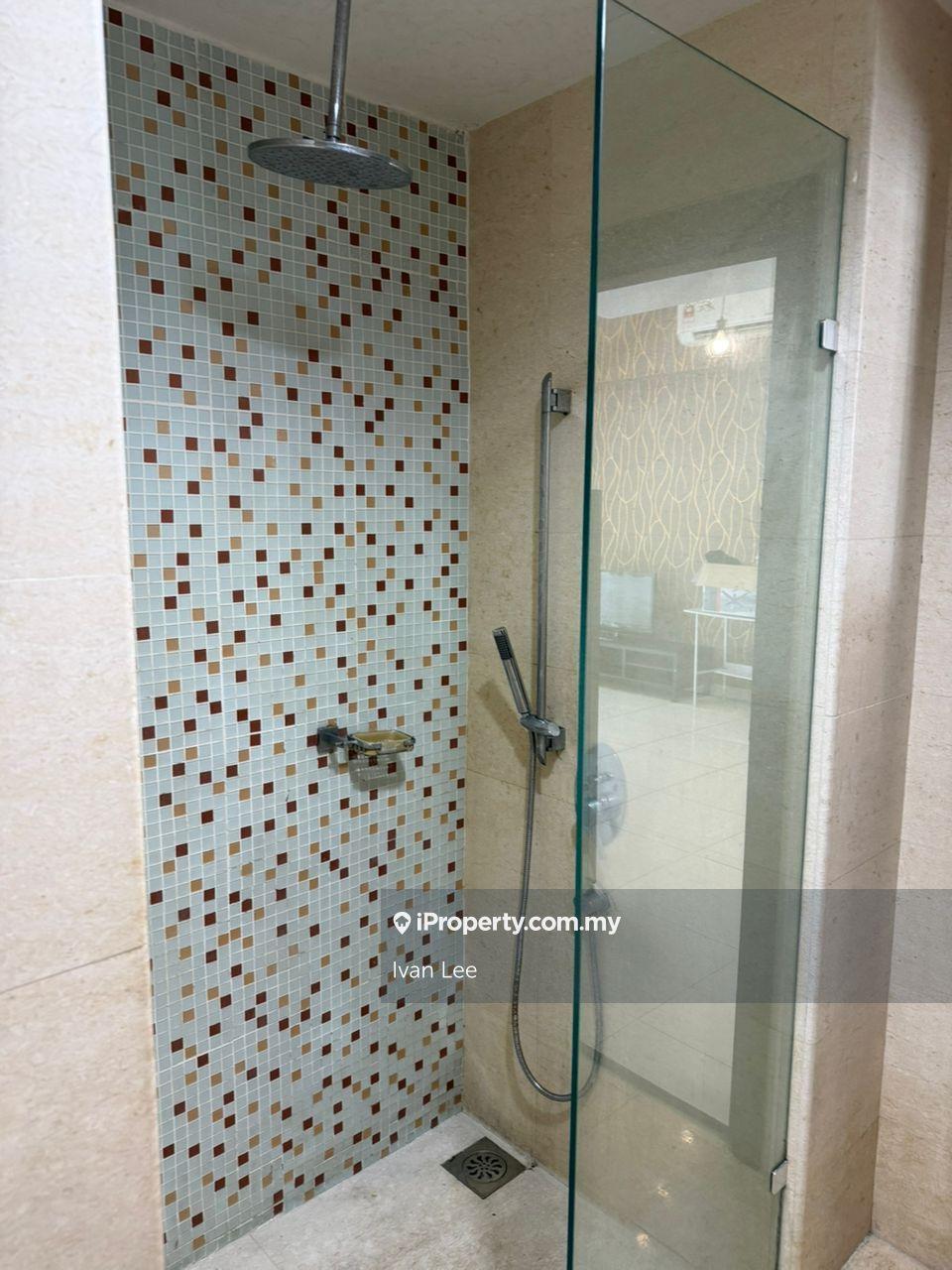 Service Residence for Rent in Regalia Residence by Ivan Lee - iProperty.com.my