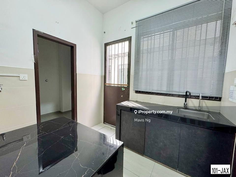 Rumah Berangkai 3 Tingkat untuk Dijual di setia utama 2 zeyheri, Setia Alam oleh Mavis Ng - iProperty.com.my