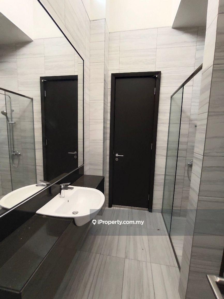 Rumah Berangkai 2.5 Tingkat untuk Dijual di E&O Ariza Seafront Terrace Seri Tanjung Pinang, Tanjung Tokong oleh Daniel Teoh - iProperty.com.my