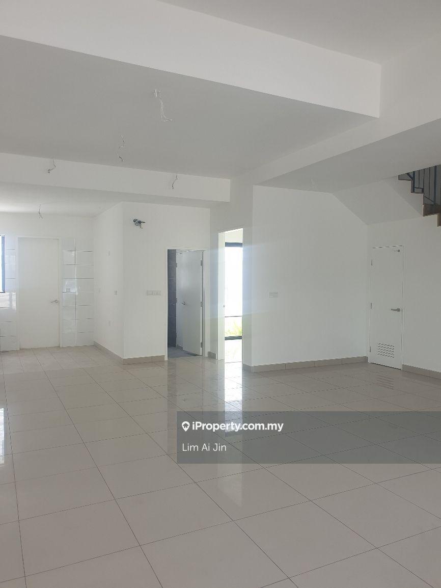 Terraced House for Sale in Twentyfive7, Tanjong Duabelas by Lim Ai Jin - iProperty.com.my