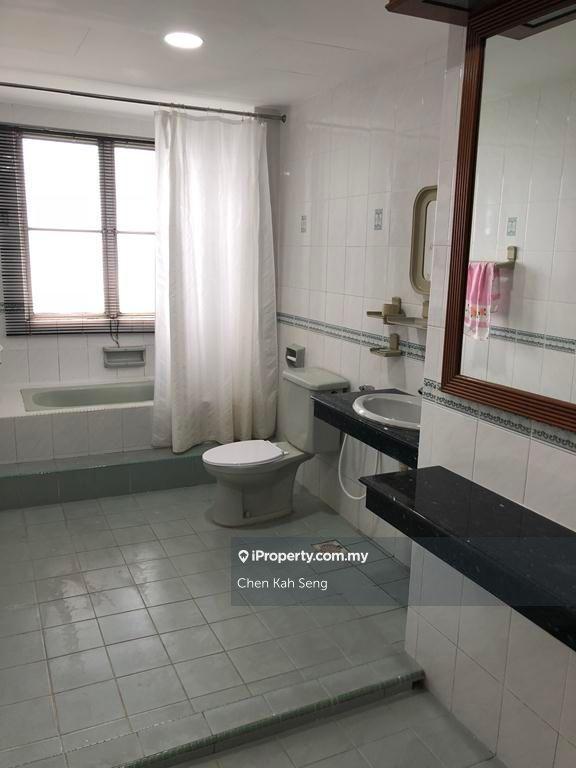 Condominium for Sale in Pantai Panorama Condominiums by Chen Kah Seng - iProperty.com.my