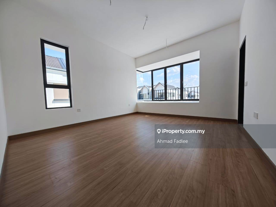 Rumah Berangkai 2 Tingkat untuk Dijual di Bandar Serenia, Dengkil oleh Ahmad Fadlee - iProperty.com.my