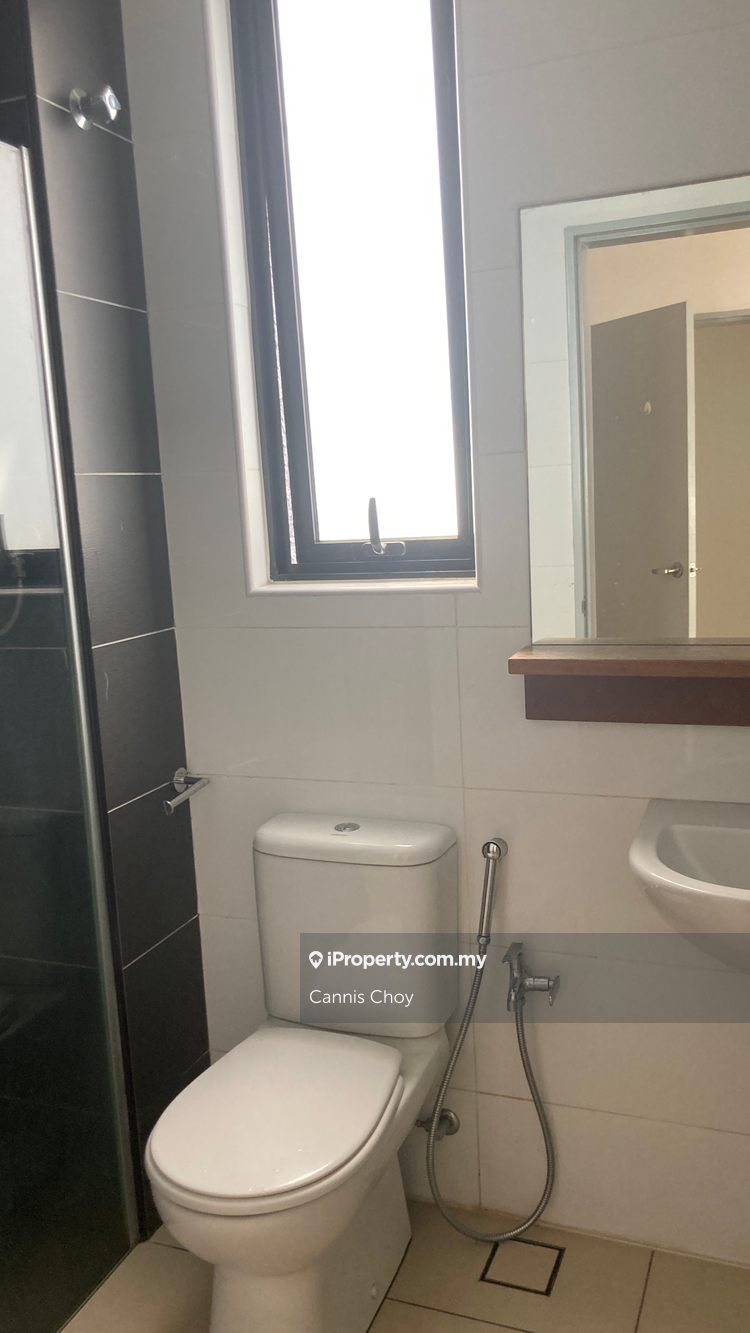 Service Residence for Rent in Utropolis Suites 2 by Cannis Choy - iProperty.com.my