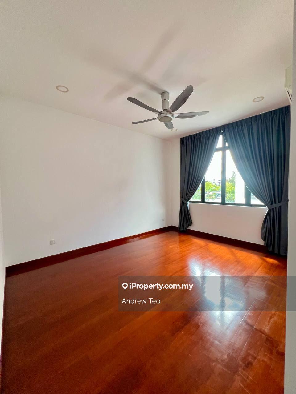 Bungalow House for Sale in Nusa Duta, Iskandar Puteri (Nusajaya) by Andrew Teo - iProperty.com.my