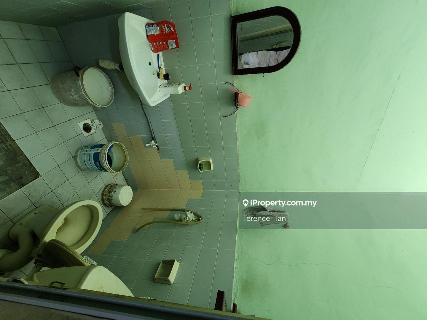 Rumah Berangkai 1 Tingkat untuk Dijual di Johor Bahru, Johor oleh Terence Tan - iProperty.com.my