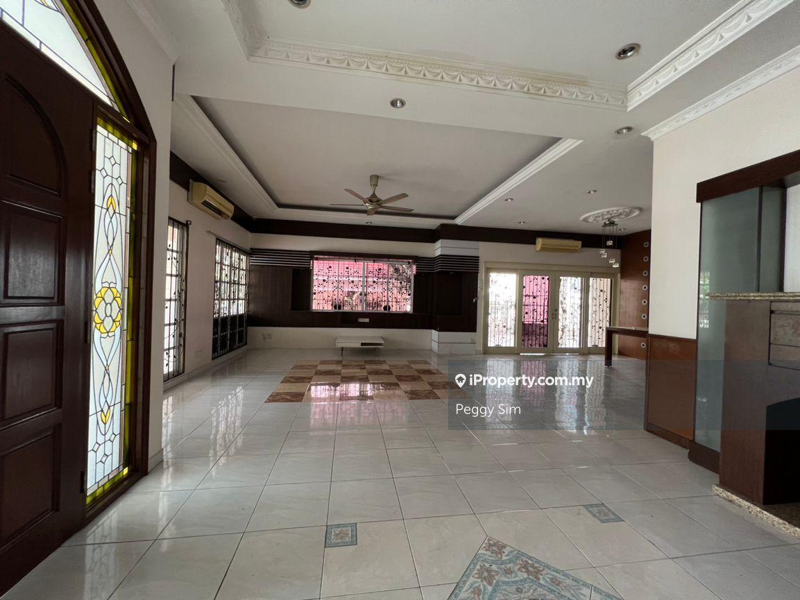 Rumah Berkembar untuk Dijual di Bandar Puteri Puchong, Puchong oleh Peggy Sim - iProperty.com.my