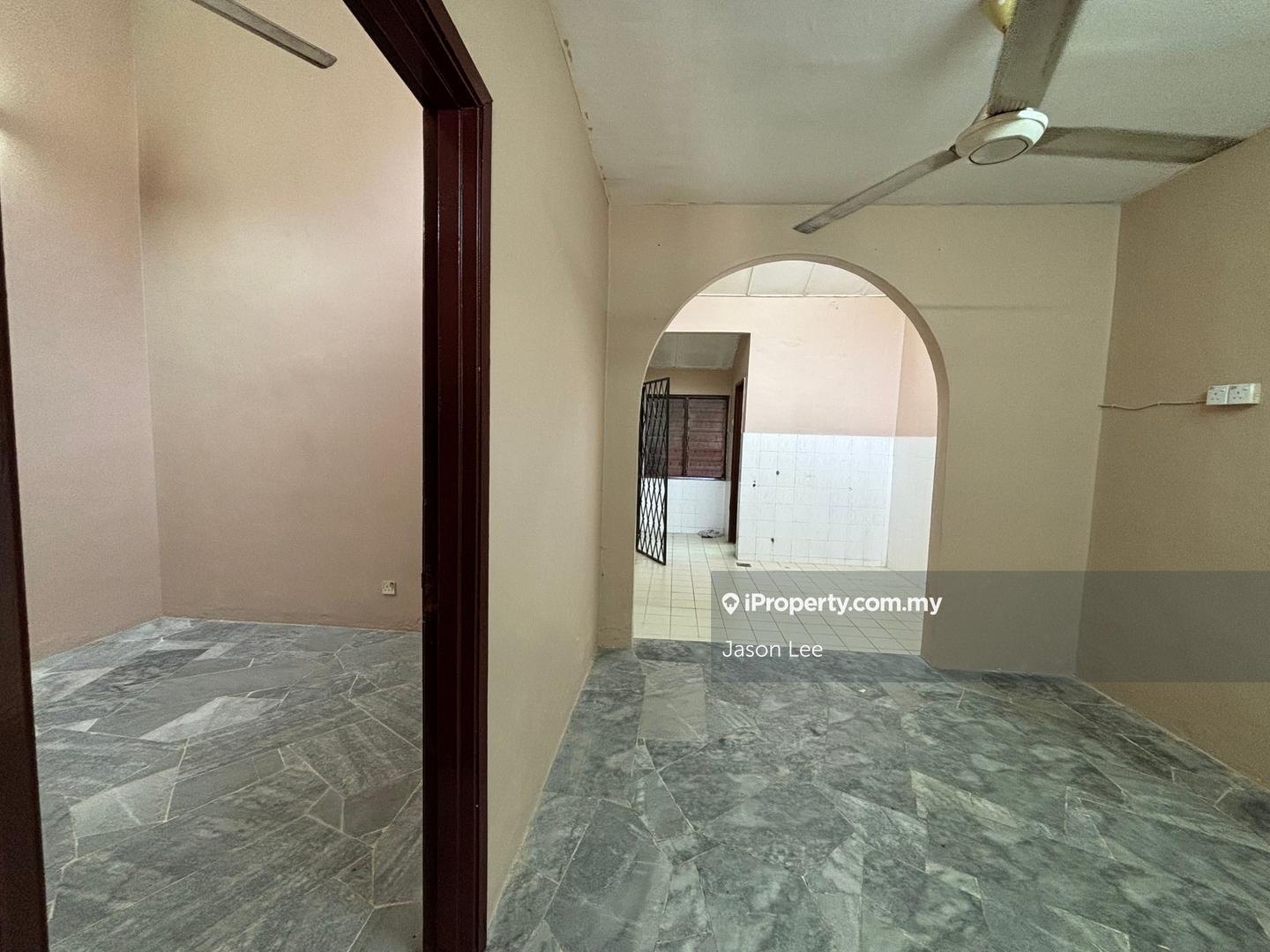 Rumah Berangkai 1 Tingkat untuk Dijual di Taman Harmoni, Seri Kembangan oleh Jason Lee - iProperty.com.my