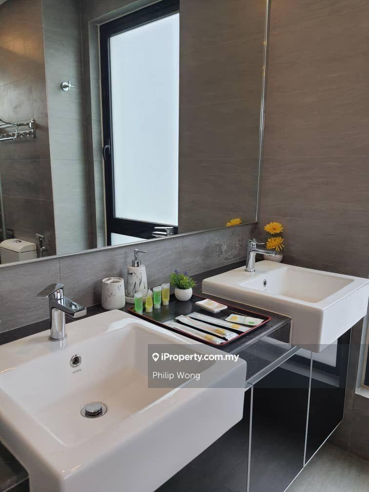 Rumah Bandar untuk Disewa di Kampung Baru Seri Kembangan, Seri Kembangan oleh Philip Wong - iProperty.com.my