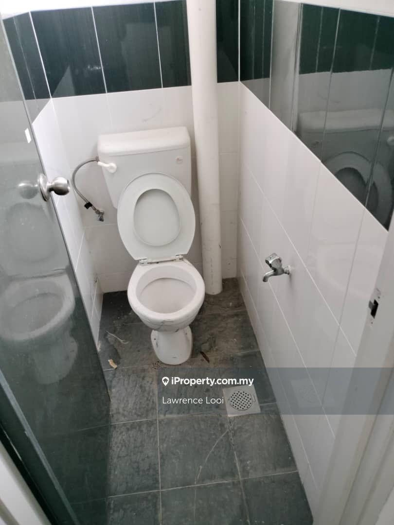 Semi-D Kilang untuk Dijual di Taman Angkasa Nuri, Durian Tunggal oleh Lawrence Looi - iProperty.com.my