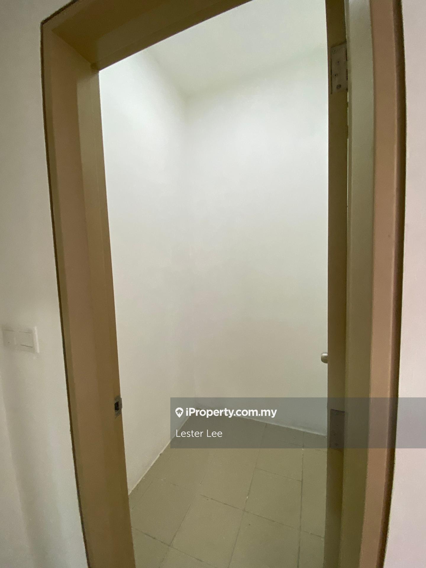 Service Residence for Sale in Suria Residence by Lester Lee - iProperty.com.my