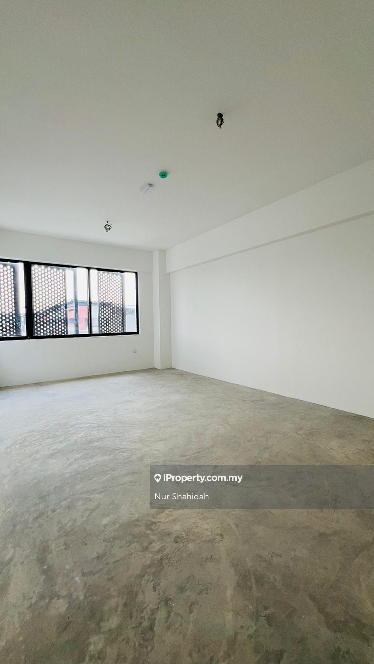 Detached Factory for Sale in Detached Factory Elmina Business Park, Shah Alam by Nur Shahidah - iProperty.com.my