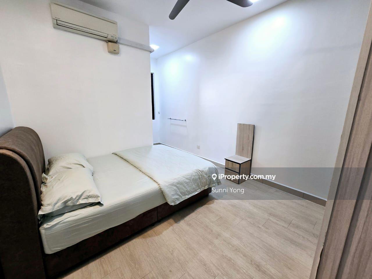 Rumah Berangkai 3 Tingkat untuk Dijual di Kinrara Residence, Puchong oleh Sunni Yong - iProperty.com.my