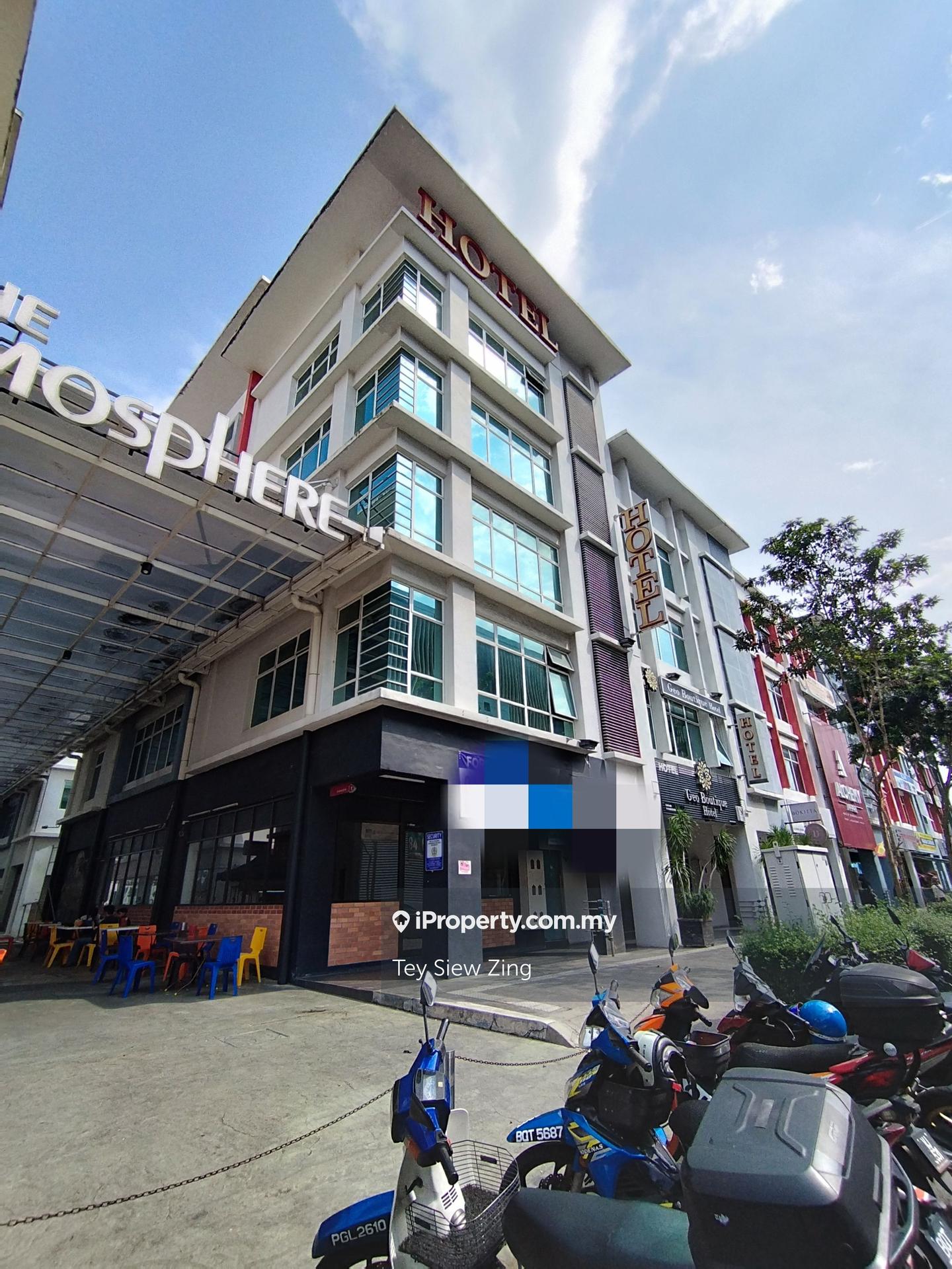 Shop-Office for Rent in Bandar Putra Permai, Seri Kembangan by Tey Siew Zing - iProperty.com.my