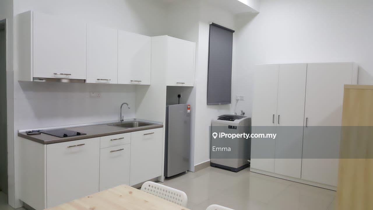 Service Residence for Sale in Cybersquare by Emma - iProperty.com.my