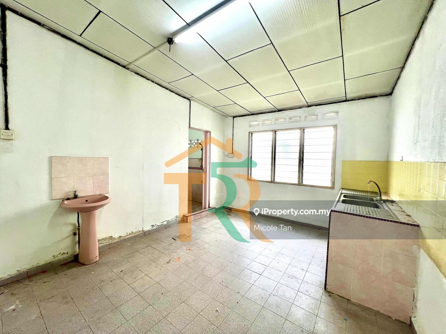 Rumah Berkembar untuk Dijual di Bakariah / Jln Salleh, Muar oleh Micole Tan - iProperty.com.my