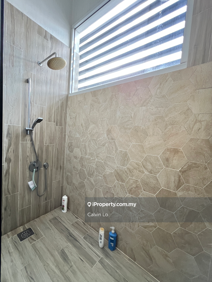 Rumah Berangkai 3 Tingkat untuk Dijual di Kinrara Residence, Puchong oleh Calvin Lo - iProperty.com.my