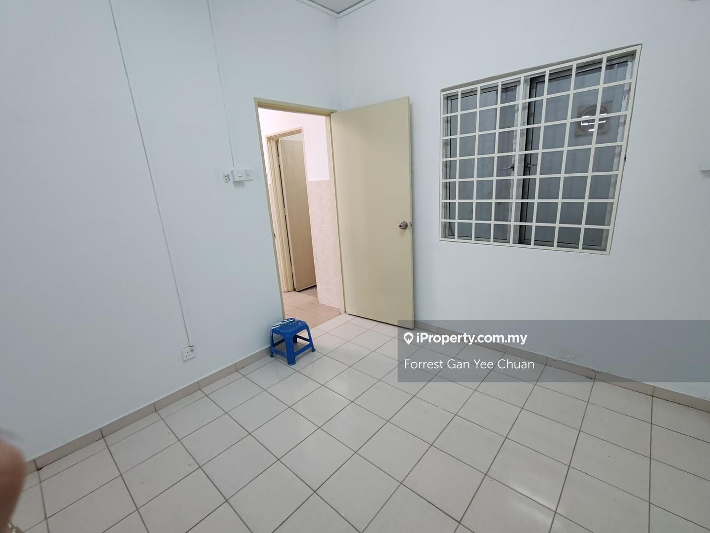 Rumah Berangkai 2 Tingkat untuk Dijual di Bandar Bukit Tinggi, Klang oleh Forrest Gan Yee Chuan - iProperty.com.my