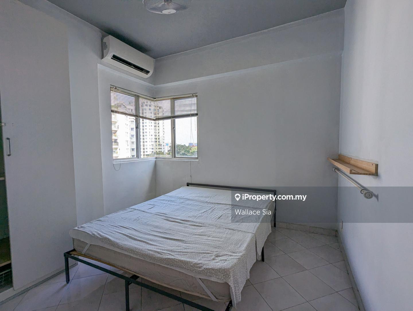 Kondominium untuk Disewa di Pantai Panorama Condominiums oleh Wallace  Sia - iProperty.com.my