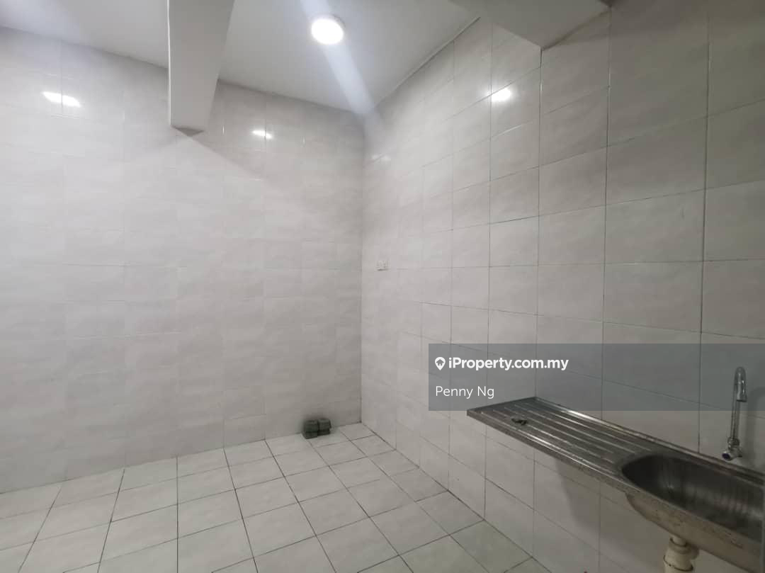 Condominium for Sale in Park 51 Residency by Penny Ng - iProperty.com.my