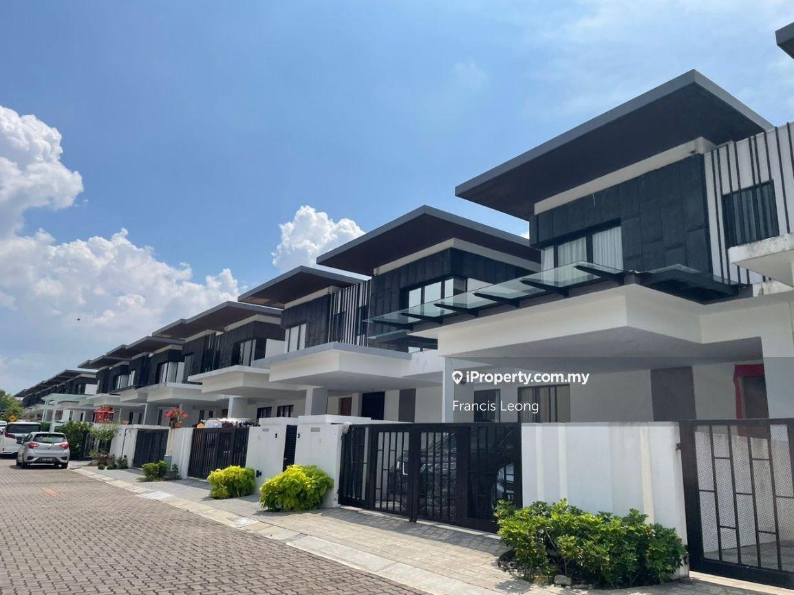 2-storey Terraced House for Sale in 16 Sierra, Puchong by Francis Leong - iProperty.com.my