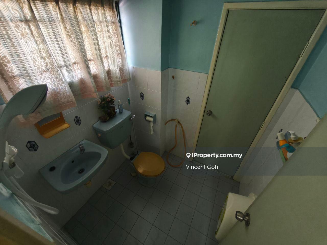 Rumah Berangkai 2 Tingkat untuk Dijual di Taman Impian Indah, Sungai Buloh oleh Vincent Goh - iProperty.com.my