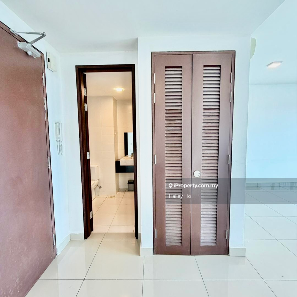 Service Residence for Rent in Trefoil by Hailey Ho - iProperty.com.my