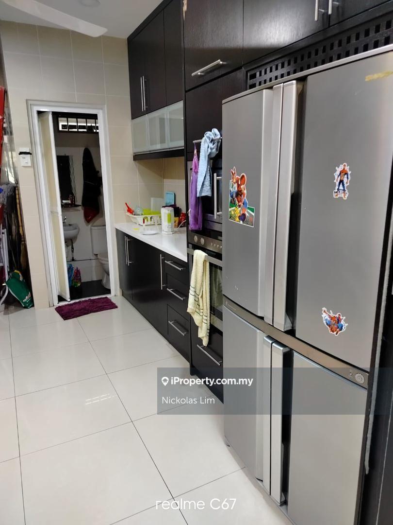 Rumah Berangkai 3 Tingkat untuk Dijual di Relau, Bukit Jambul oleh Nickolas Lim - iProperty.com.my