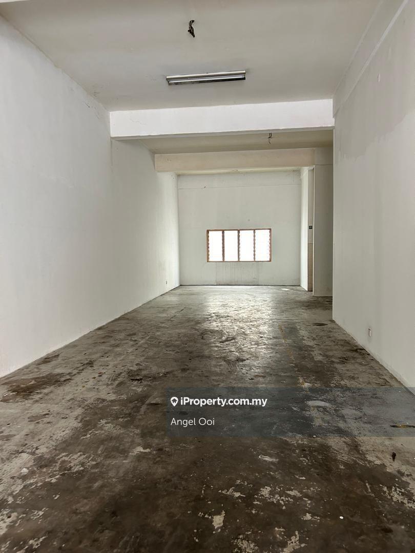 Shop-Office for Sale in Petaling Jaya, Ara Damansara by Angel Ooi - iProperty.com.my
