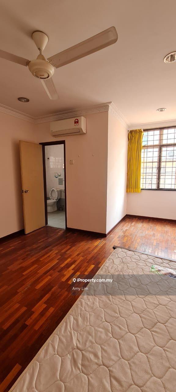 Rumah Berangkai 2.5 Tingkat untuk Dijual di Bandar Puteri Puchong, Puchong oleh Amy Lim - iProperty.com.my