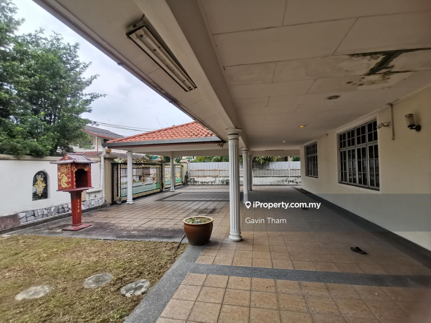 Bungalow House for Sale in Taman Overseas Union (Taman Oug), Jalan Klang Lama (Old Klang Road) by Gavin Tham - iProperty.com.my