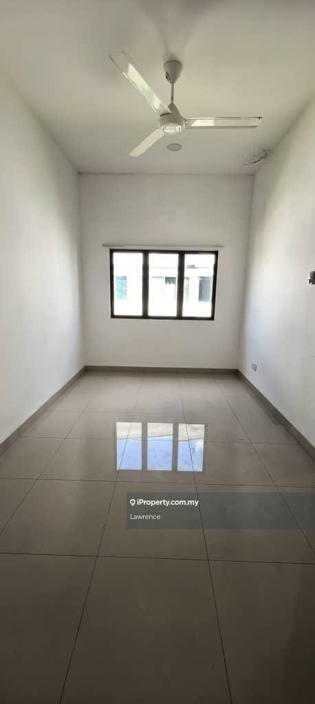 Rumah Berkembar untuk Dijual di Seri Residensi,Kapar. (Aman Perdana, Bukit Raja.), Klang oleh Lawrence - iProperty.com.my