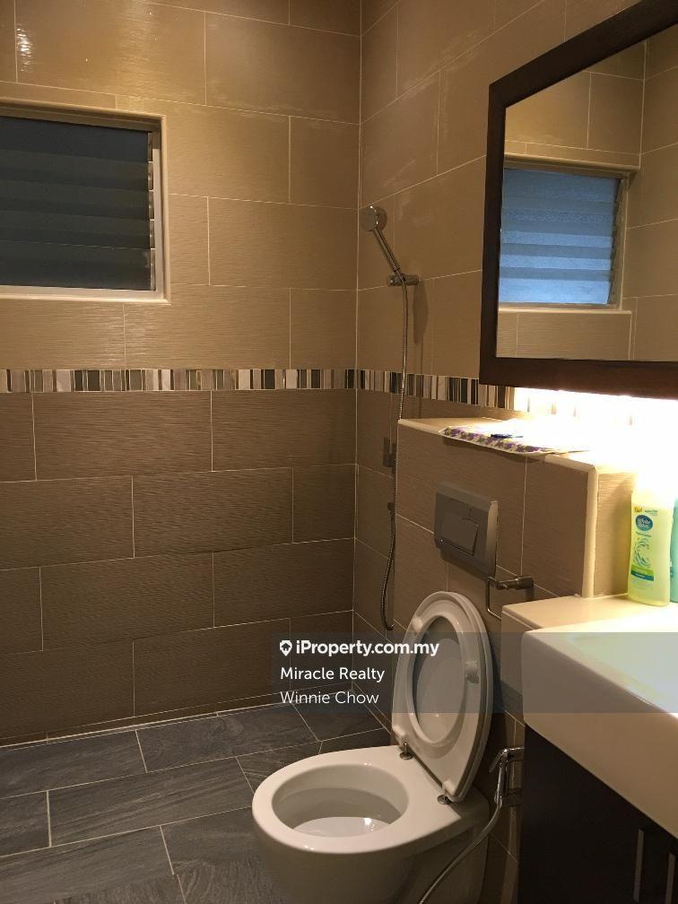 2-storey Terraced House for Sale in Lakedge, Lakeside, Superlink, Canal Garden, Shah Alam by Winnie Chow - iProperty.com.my