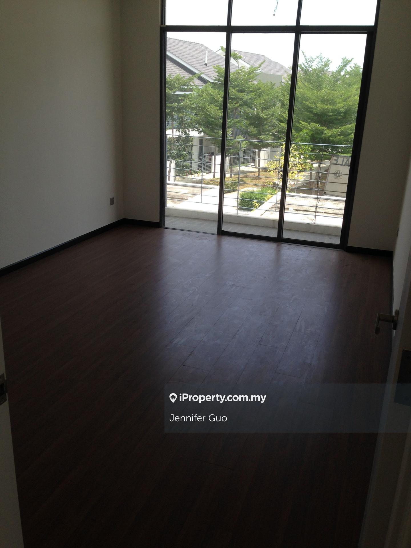 Rumah Berangkai 2 Tingkat untuk Dijual di Summerglades, Perdana Lakeview West, Cyberjaya oleh Jennifer Guo - iProperty.com.my