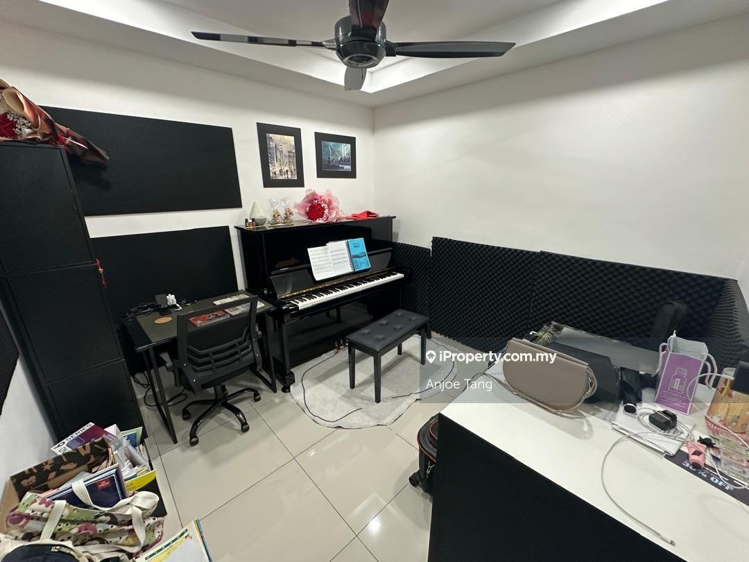 Rumah Berangkai 2 Tingkat untuk Dijual di Corner Unit Anggerik Doritis, Shah Alam oleh Anjoe Tang - iProperty.com.my