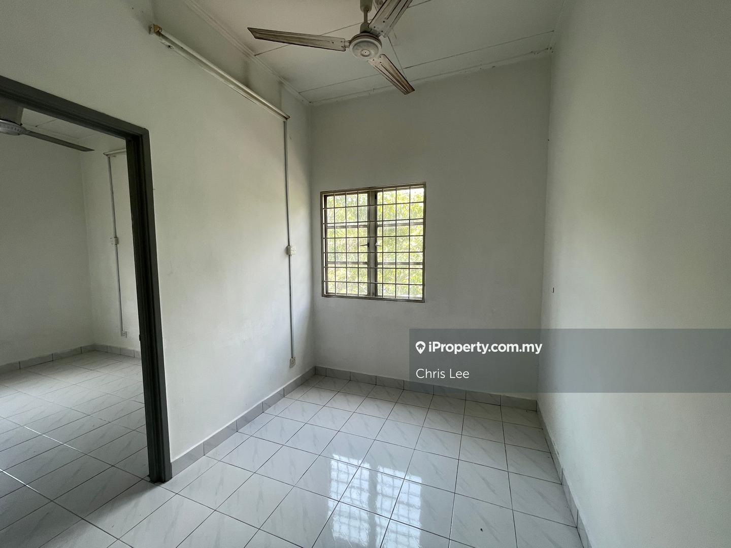 Rumah Berangkai 2 Tingkat untuk Dijual di Taman Putra Prima, Puchong oleh Chris Lee - iProperty.com.my