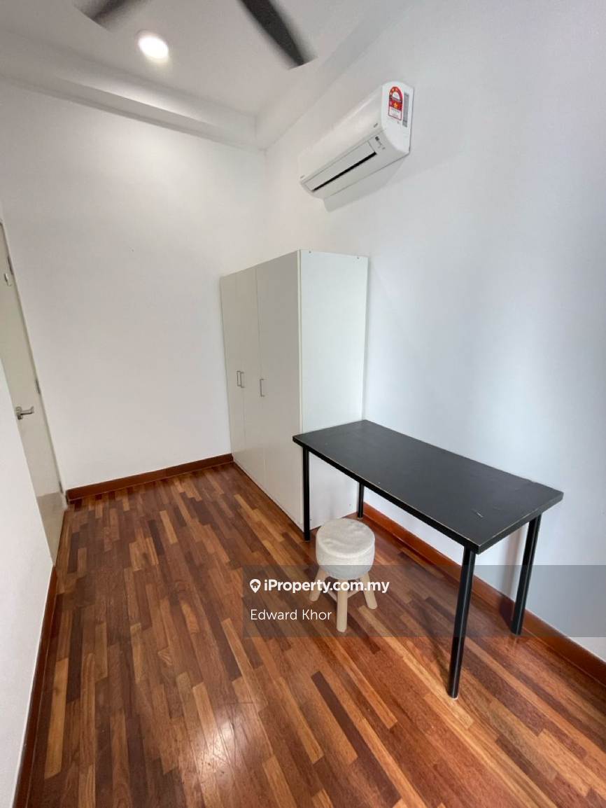 Service Residence for Rent in Pacific Star by Edward Khor - iProperty.com.my