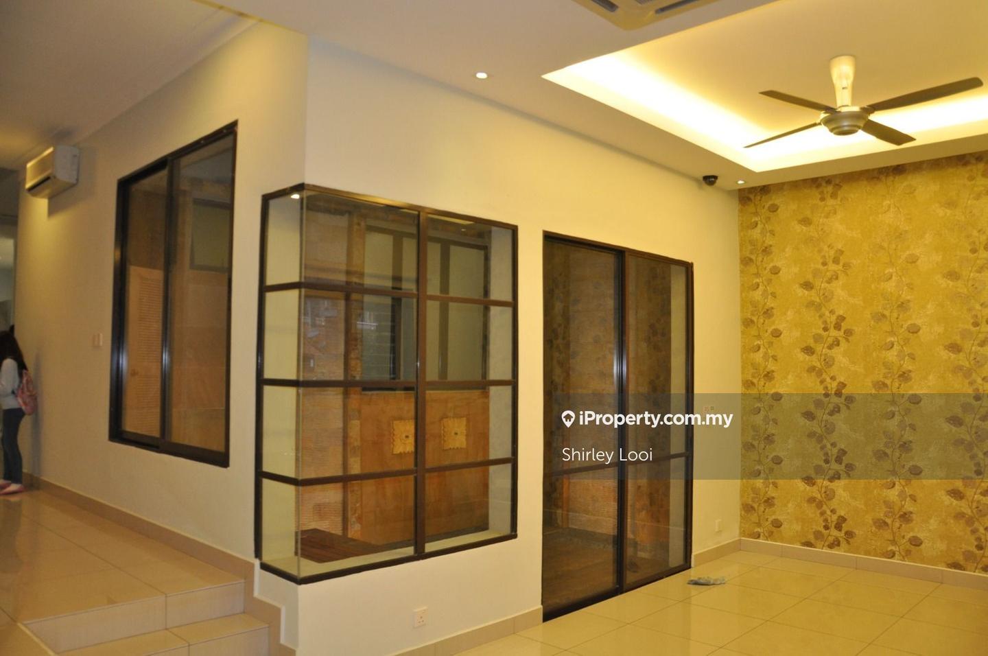 Rumah Berangkai 2 Tingkat untuk Dijual di Bukit Jelutong, Shah Alam oleh Shirley Looi - iProperty.com.my