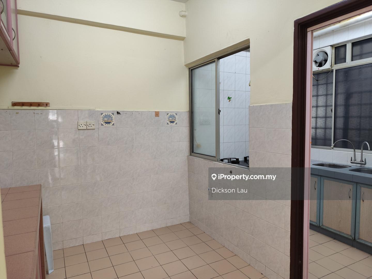 Pangsapuri untuk Dijual di Mas Kipark Damansara oleh Dickson Lau - iProperty.com.my