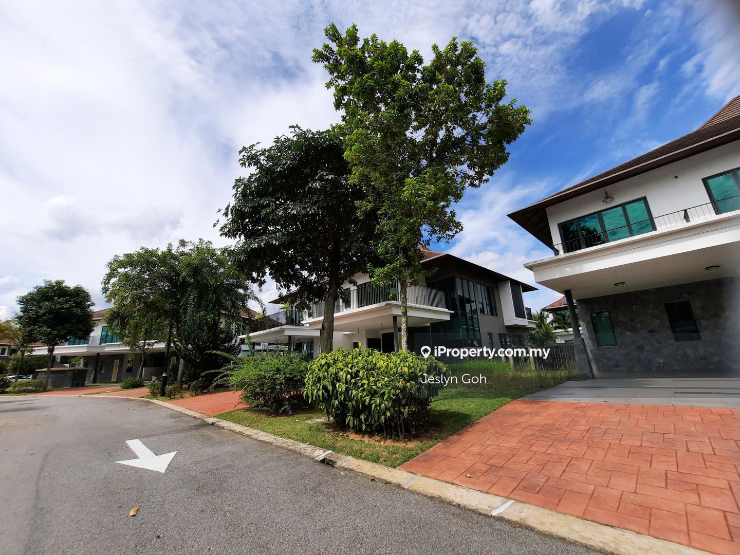 Rumah Berkembar untuk Dijual di Setia Eco Glades, Cyberjaya oleh Jeslyn Goh - iProperty.com.my