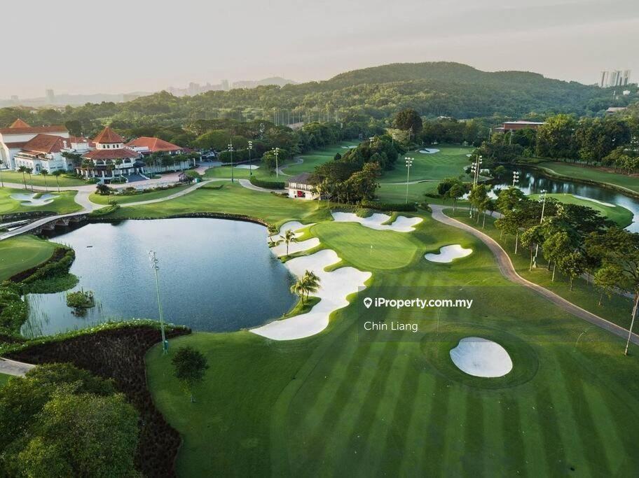 Rumah Berangkai 2 Tingkat untuk Dijual di Bangi Golf Resort Superlink with Golf Course View, Bangi oleh Chin Liang - iProperty.com.my